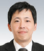 講師